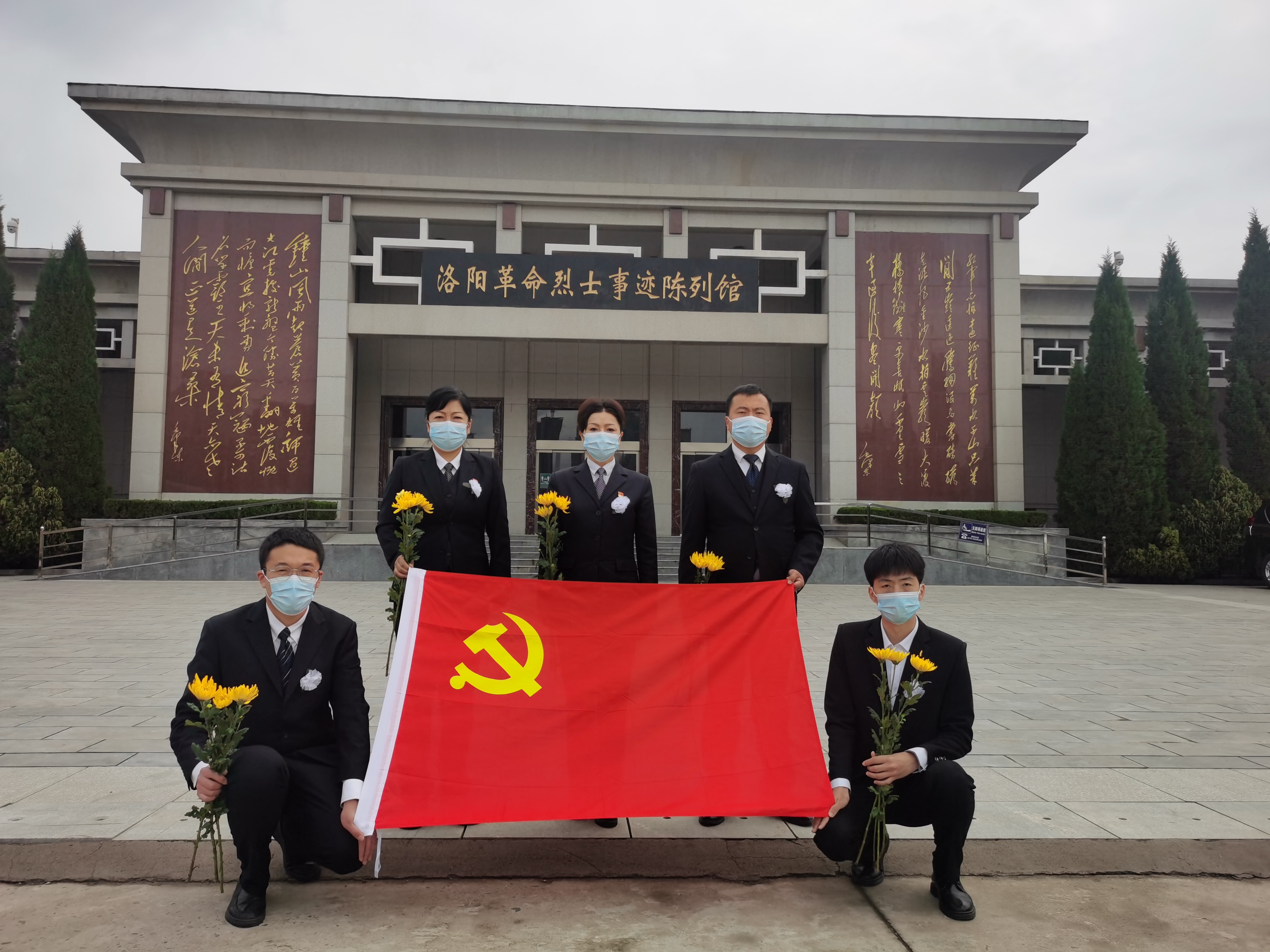 清明節(jié)緬懷先烈 (1).jpg 清明節(jié)緬懷先烈 (1).jpg