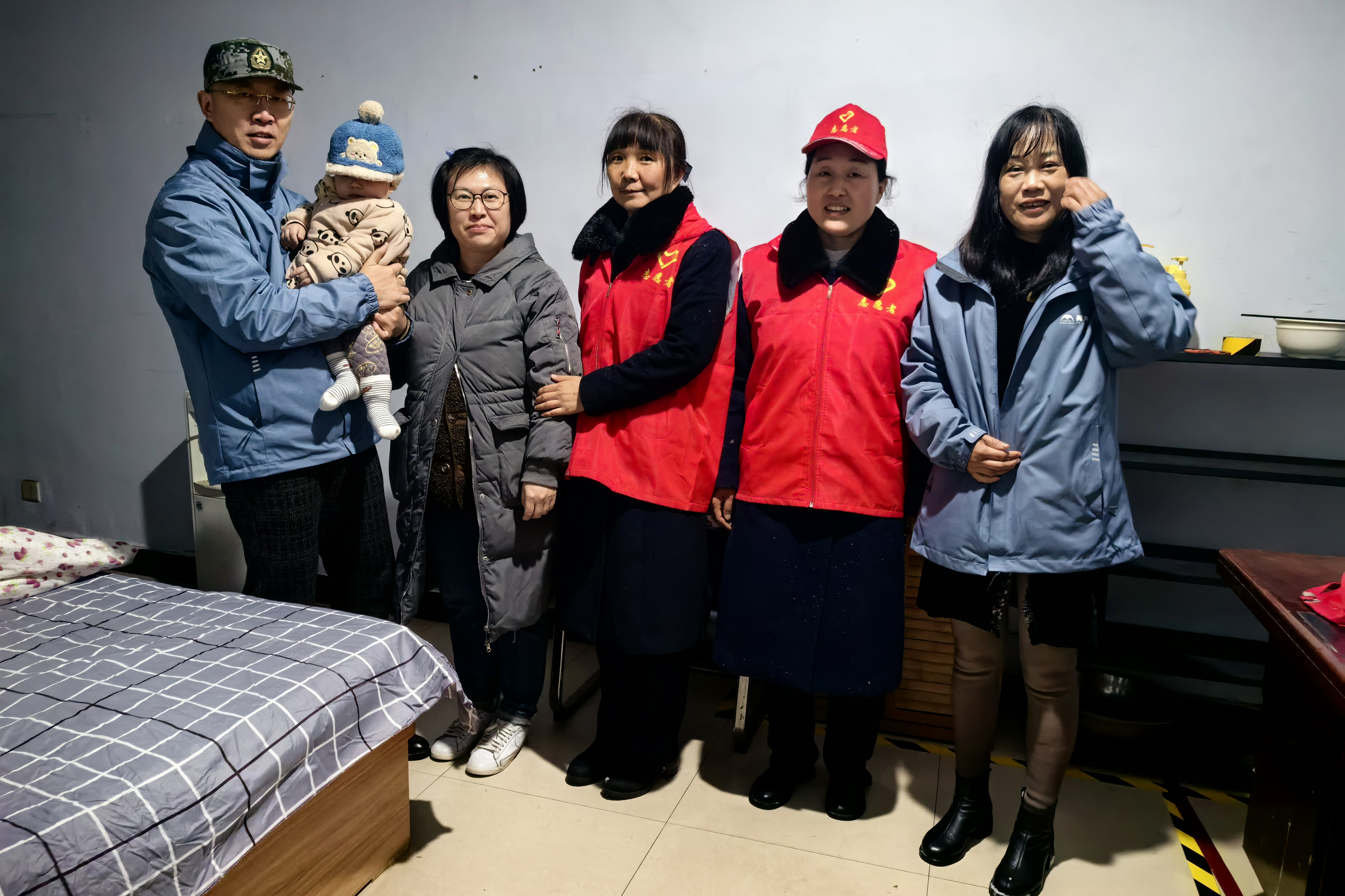 1月15日 澠池西停車(chē)區(qū)北區(qū) 合影+翟青+15639898985.jpg 1月15日 澠池西停車(chē)區(qū)北區(qū) 合影+翟青+15639898985.jpg